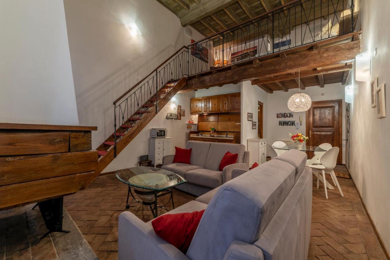 Foro Romano Stylish And Central Apartment Exterior photo
